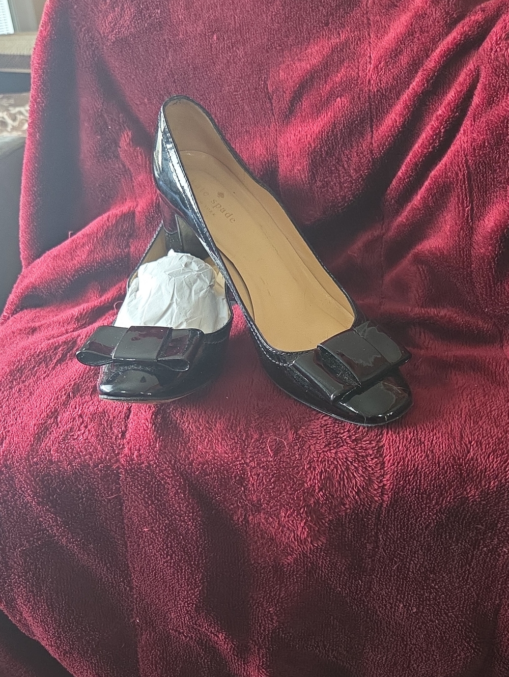Black Patent Bow Pump - Women Shoes